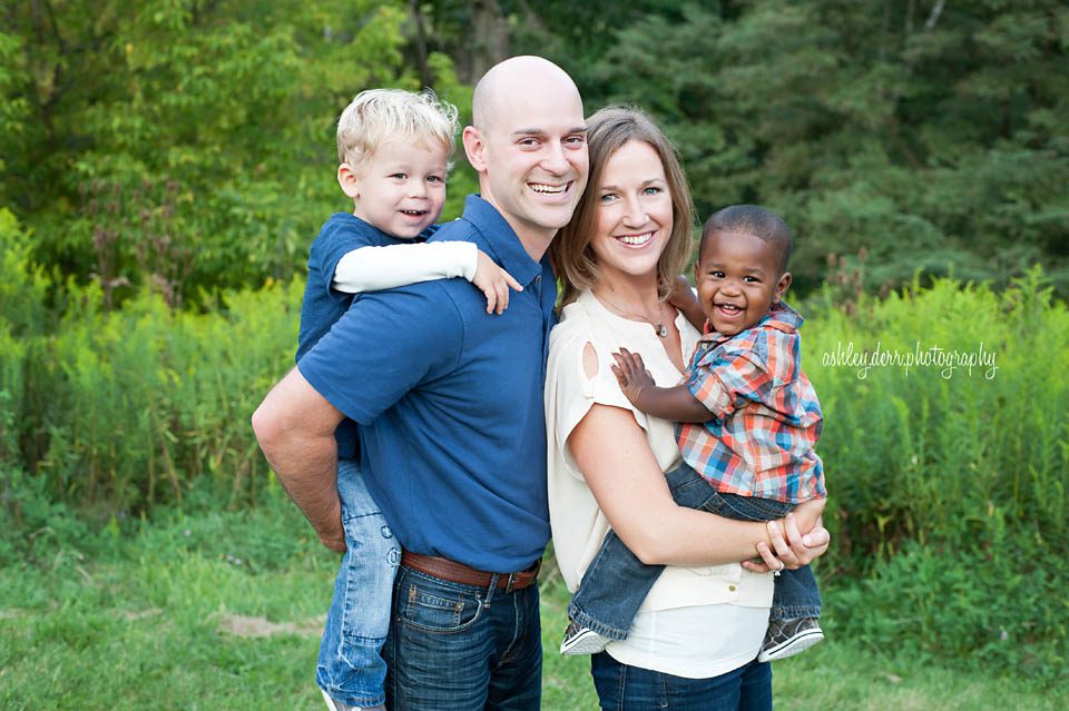 shaler north hills family in field photography