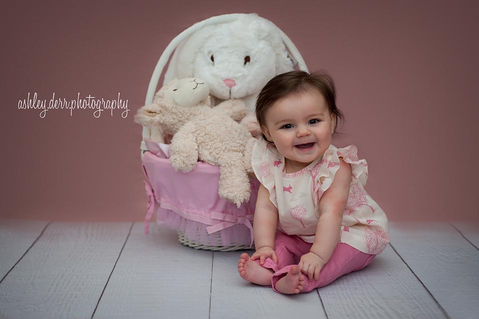 Baby photographer in pittsburgh