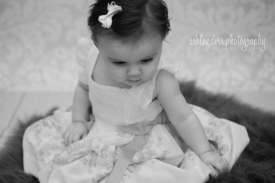 Baby photographer in pittsburgh