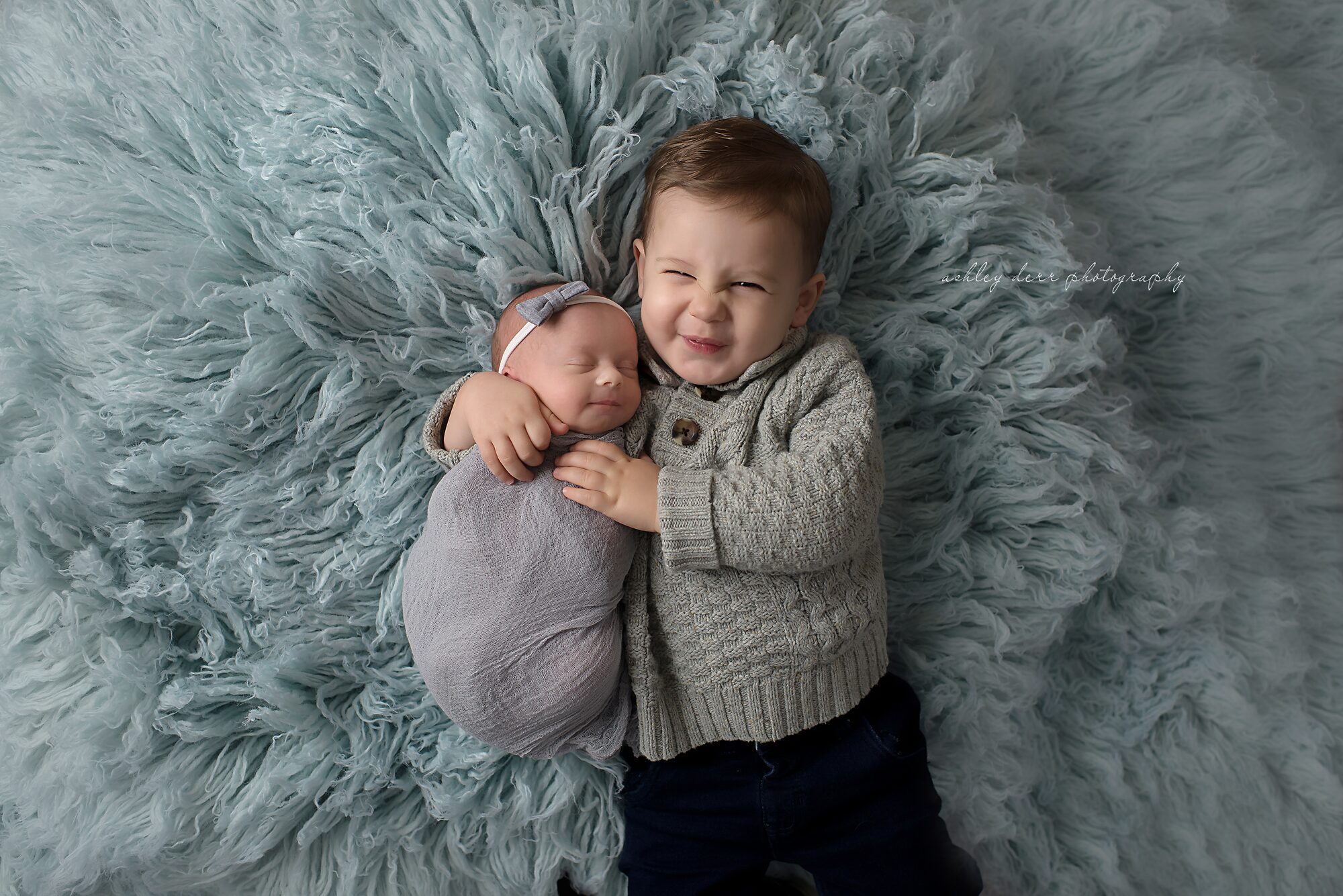 newborn photographers in pittsburgh