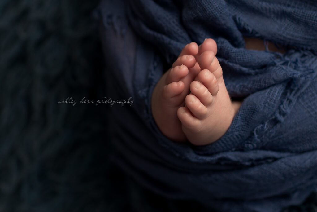 Pittsburgh newborn photographer