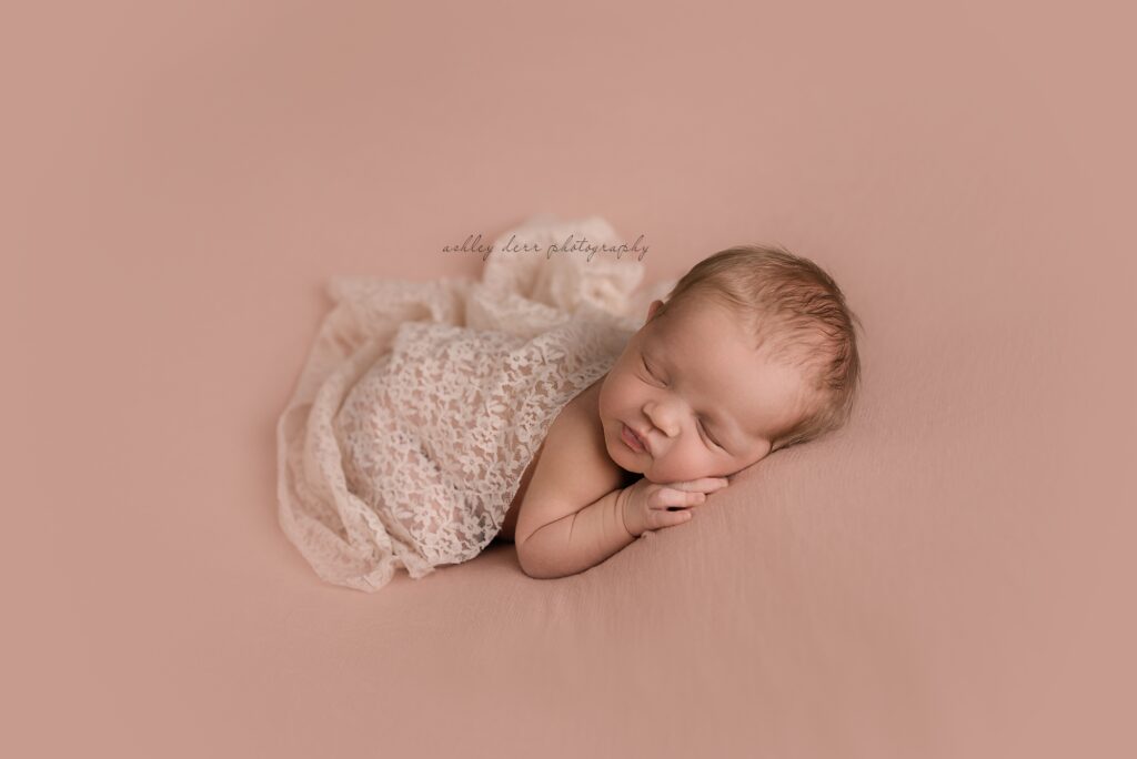 best Pittsburgh newborn photographer