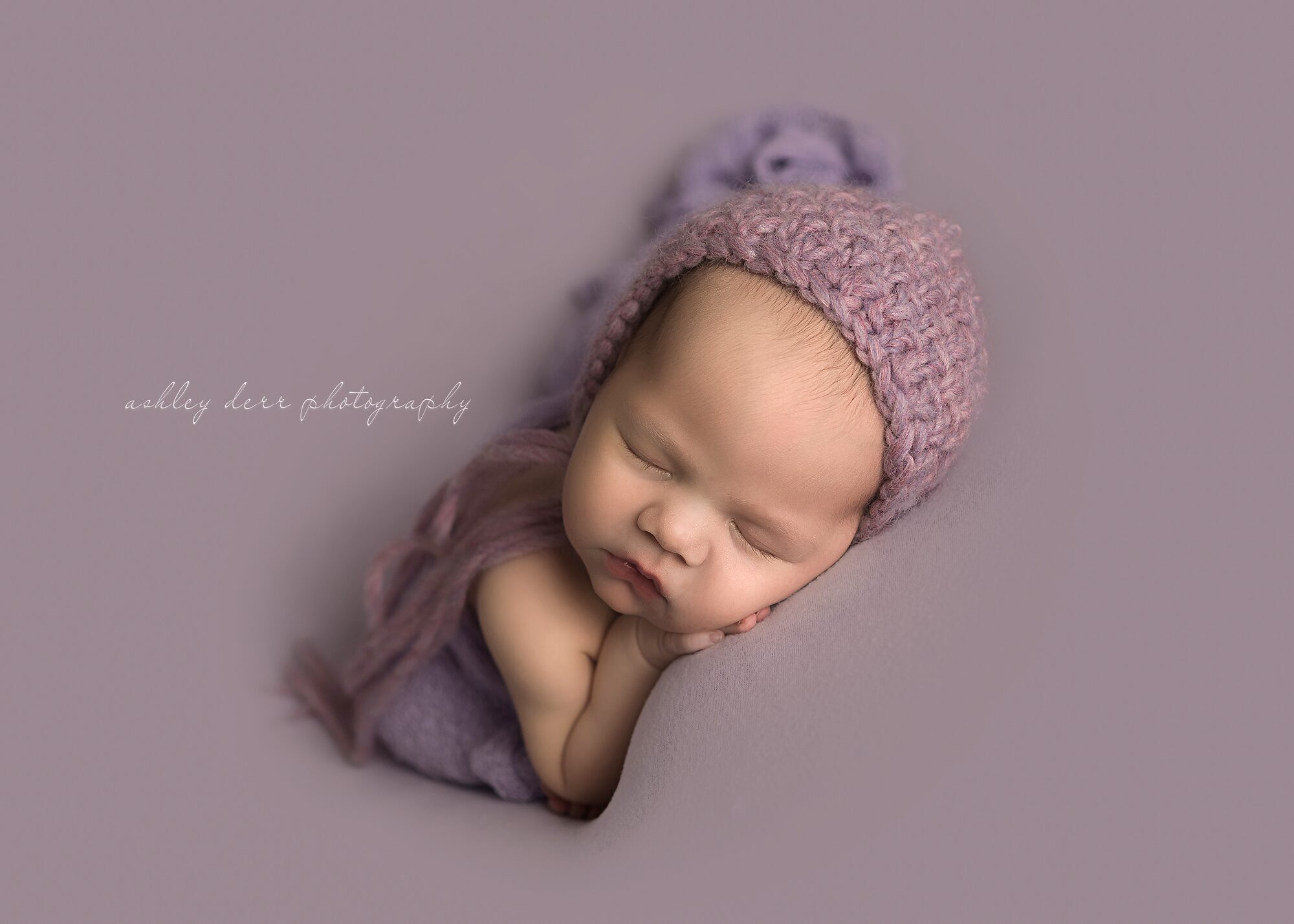 Bethel Park newborn photographer