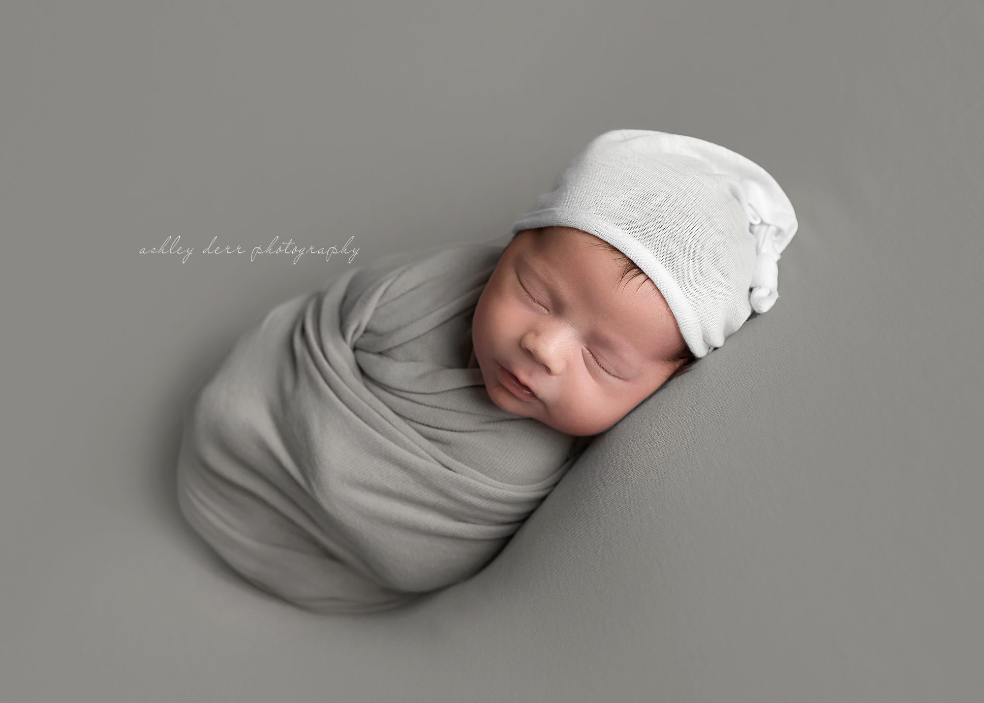 gibsonia pa newborn baby photographer 