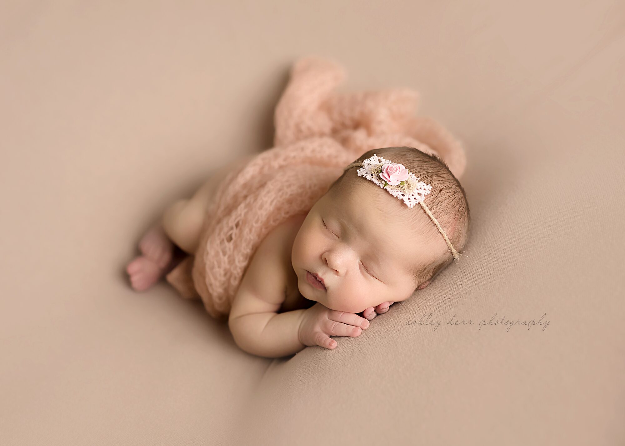 gibsonia newborn photographer 15044