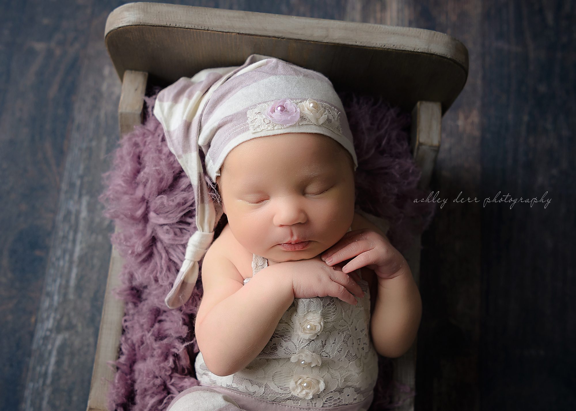Coraopolis newborn photographer Pittsburgh