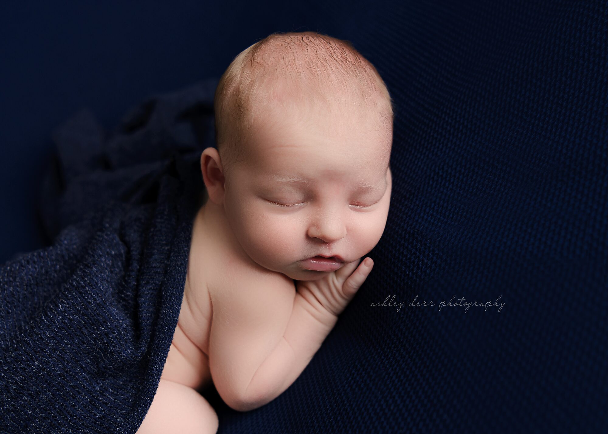 McKees Rocks Pittsburgh newborn photographer