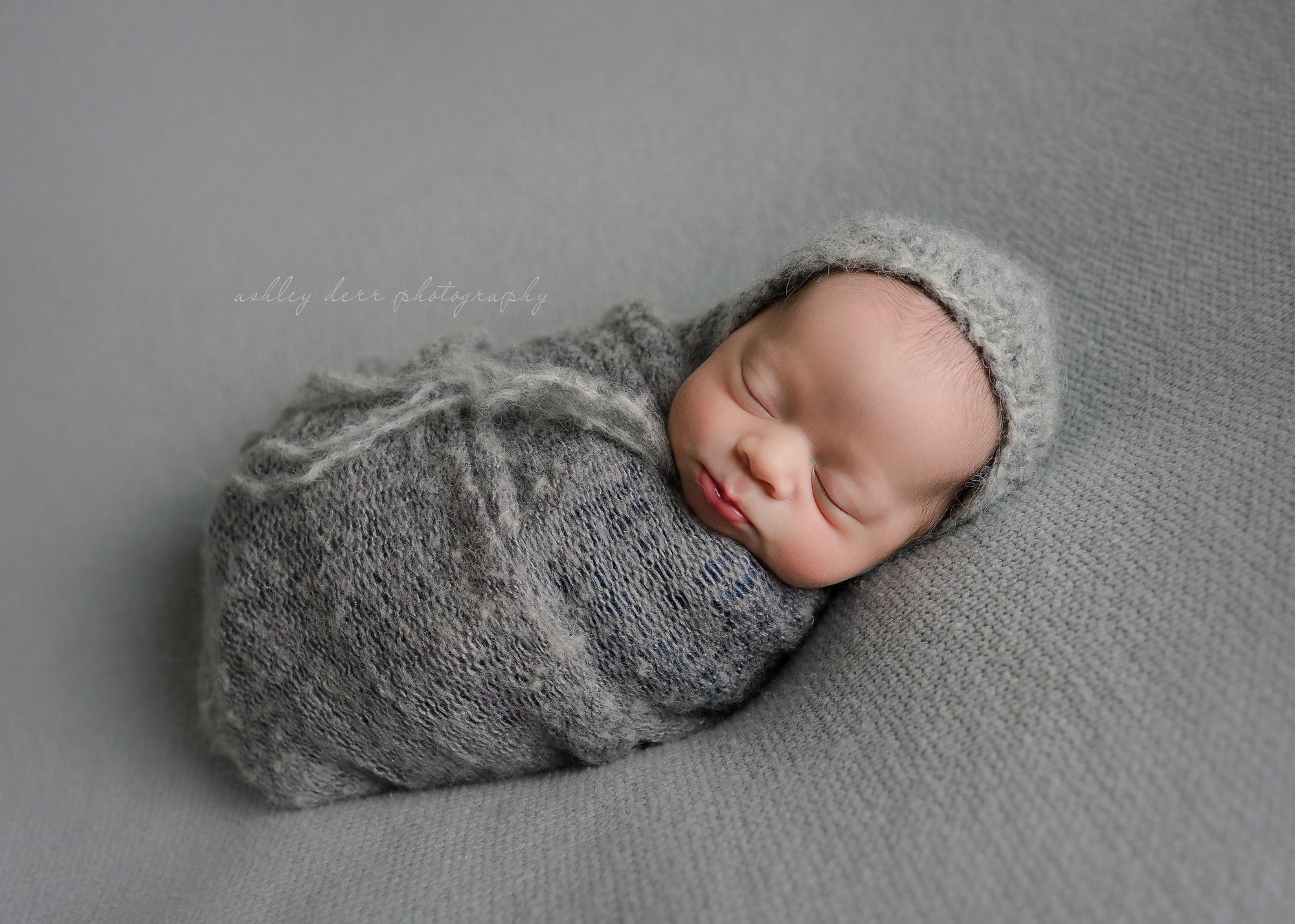 Pittsburgh Newborn Photography