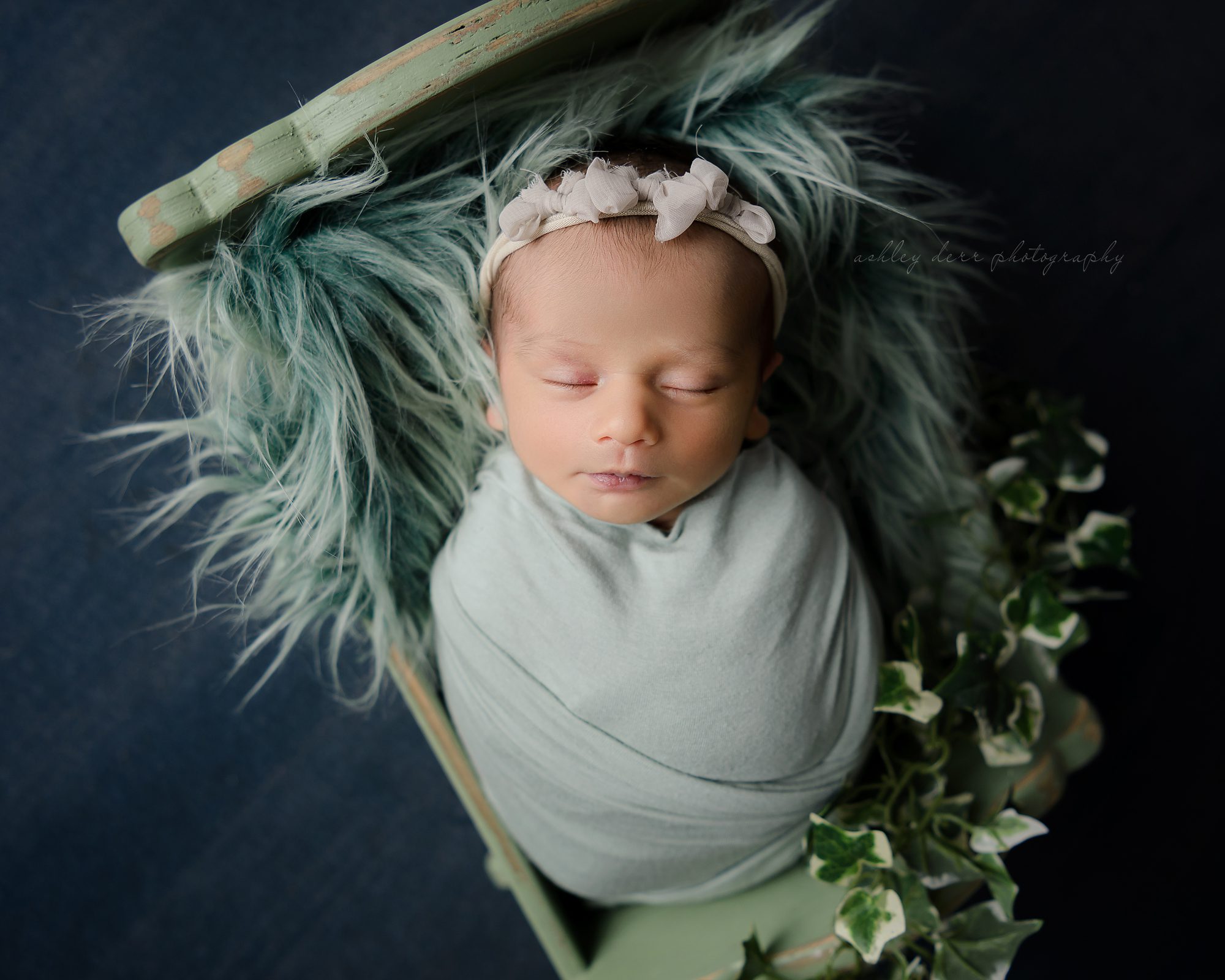 Glenshaw newborn photographer Pittsburgh