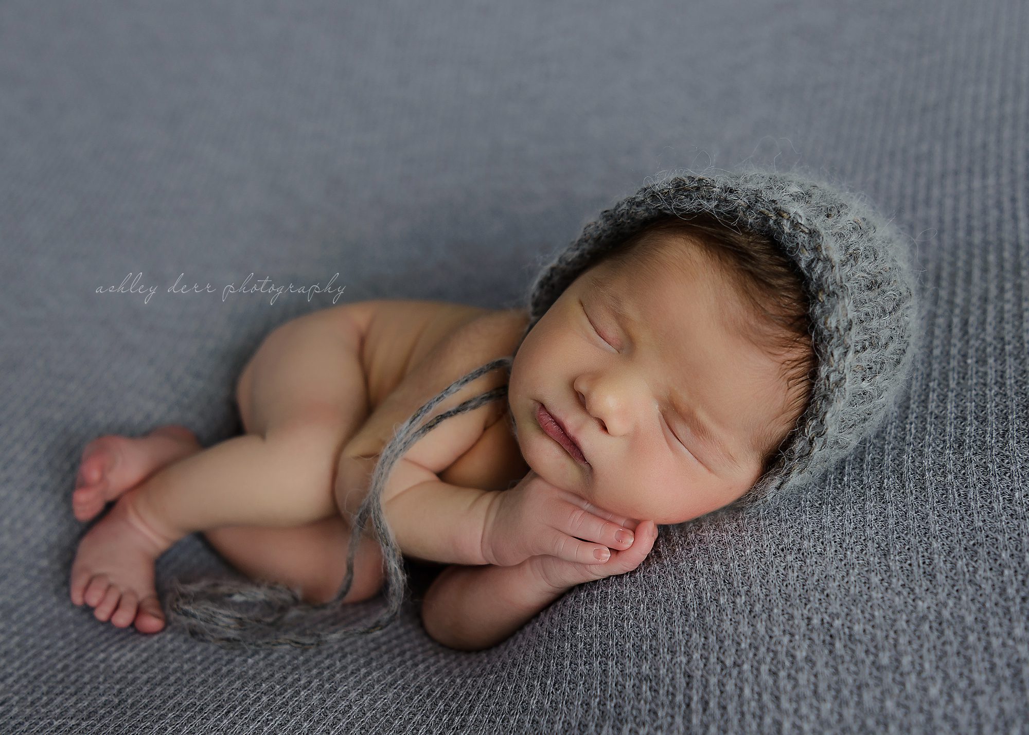 Glenshaw Newborn Photographer Pittsburgh PA 