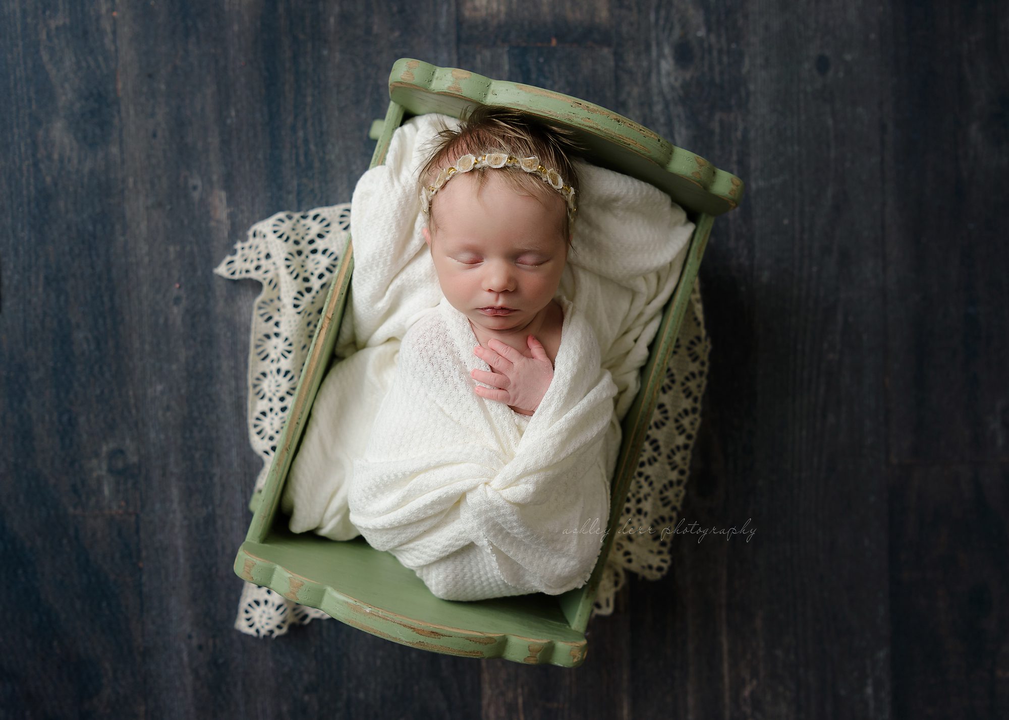 best newborn photographer Pittsburgh