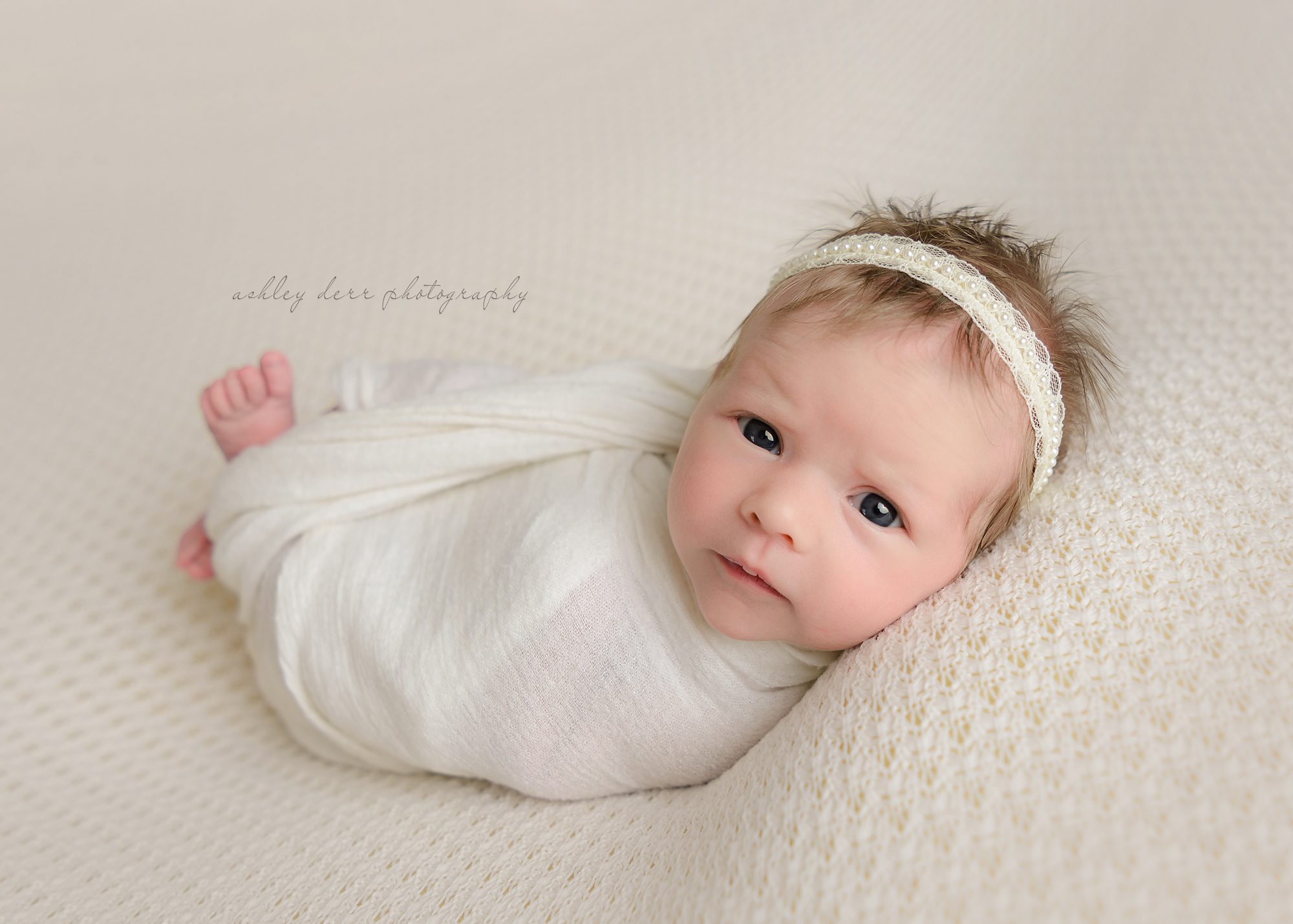 best newborn photographer Pittsburgh