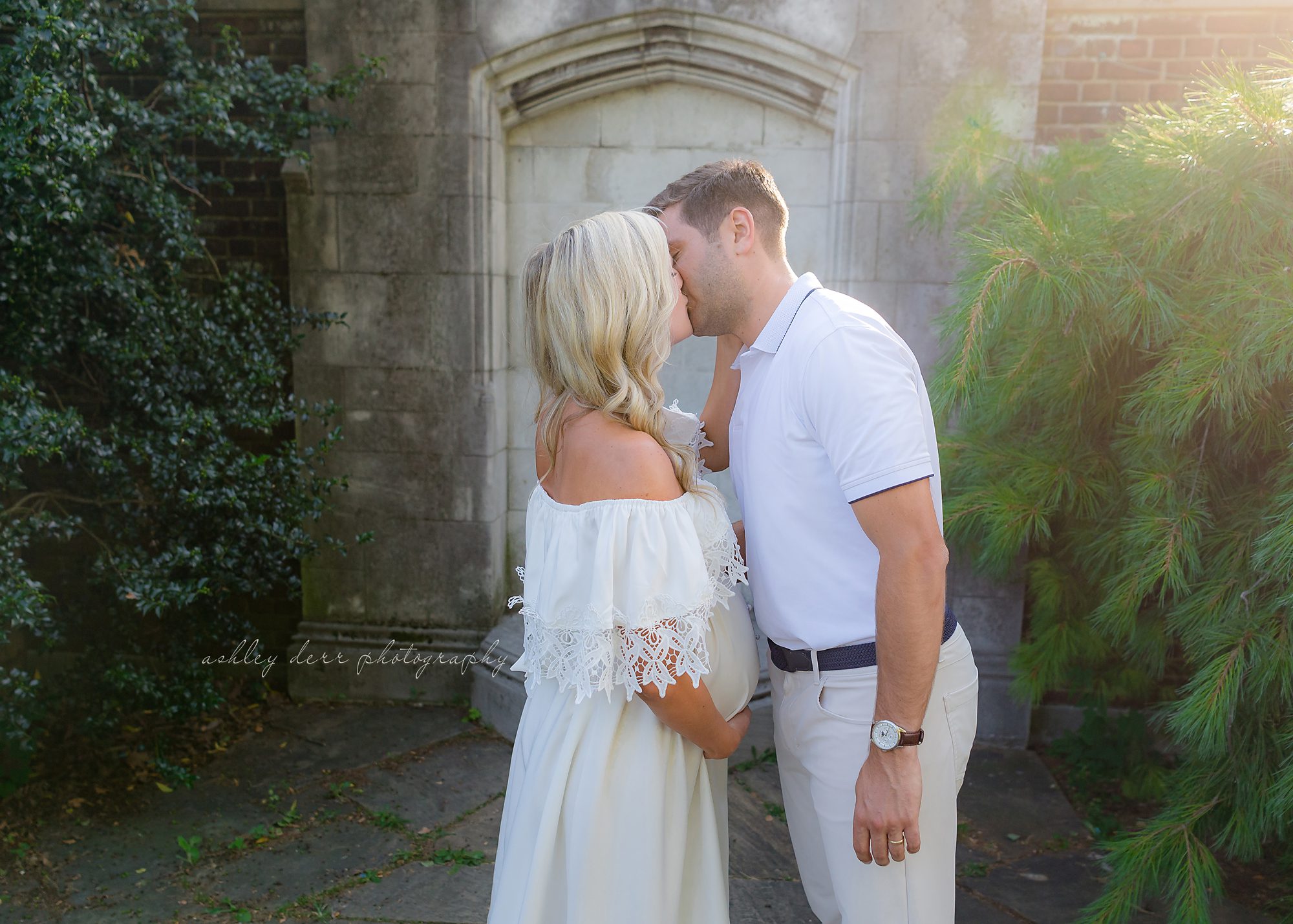 Pittsburgh Maternity Photographer