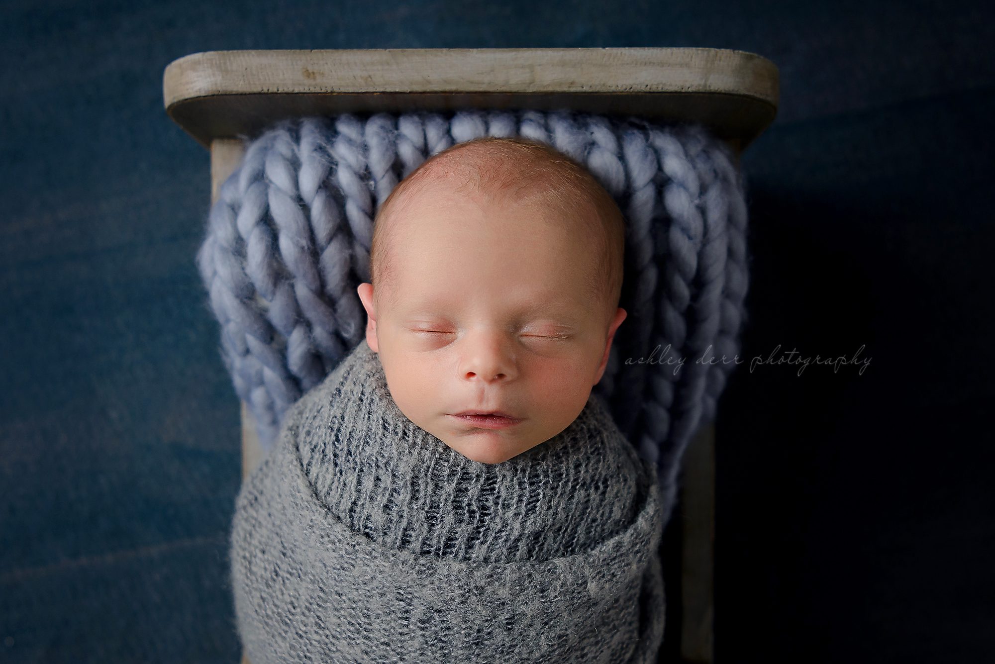 best Newborn photographer pittsburgh