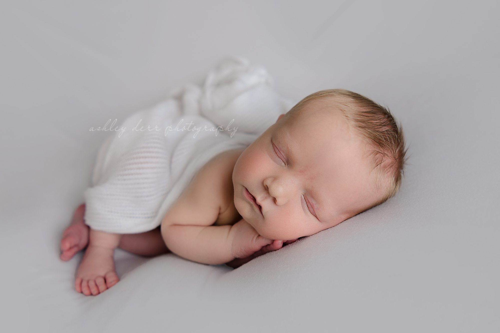 Ross Twp PA newborn photography