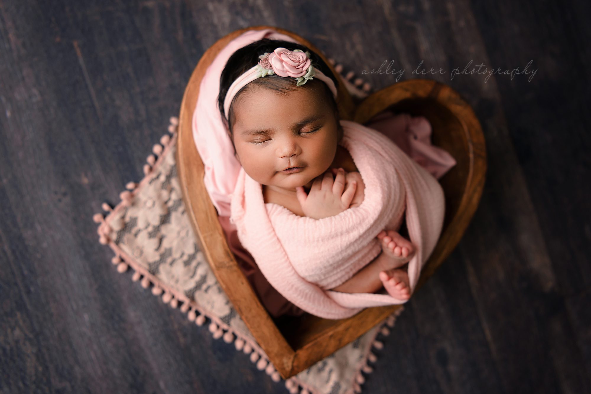 Best newborn photographer Pittsburgh