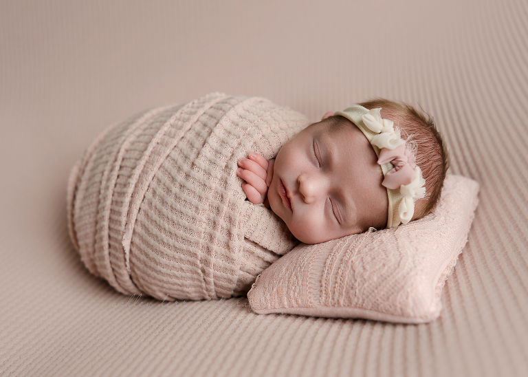 Top Newborn photography pittsburgh