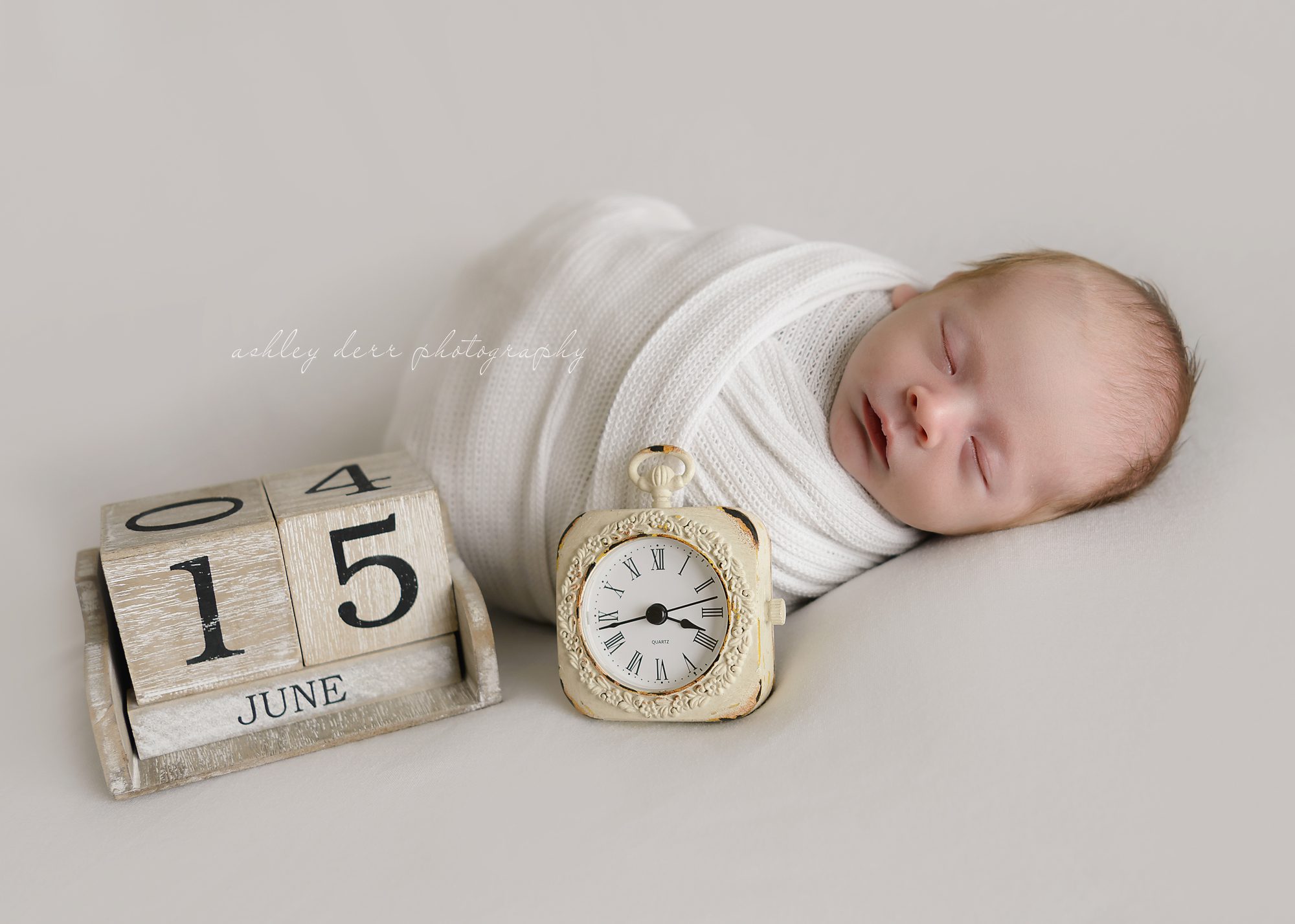 North Pittsburgh Newborn Photographer