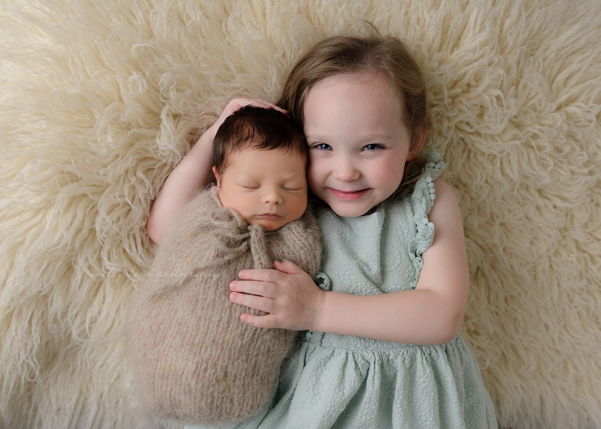 Newborn photographer Pittsburgh PA