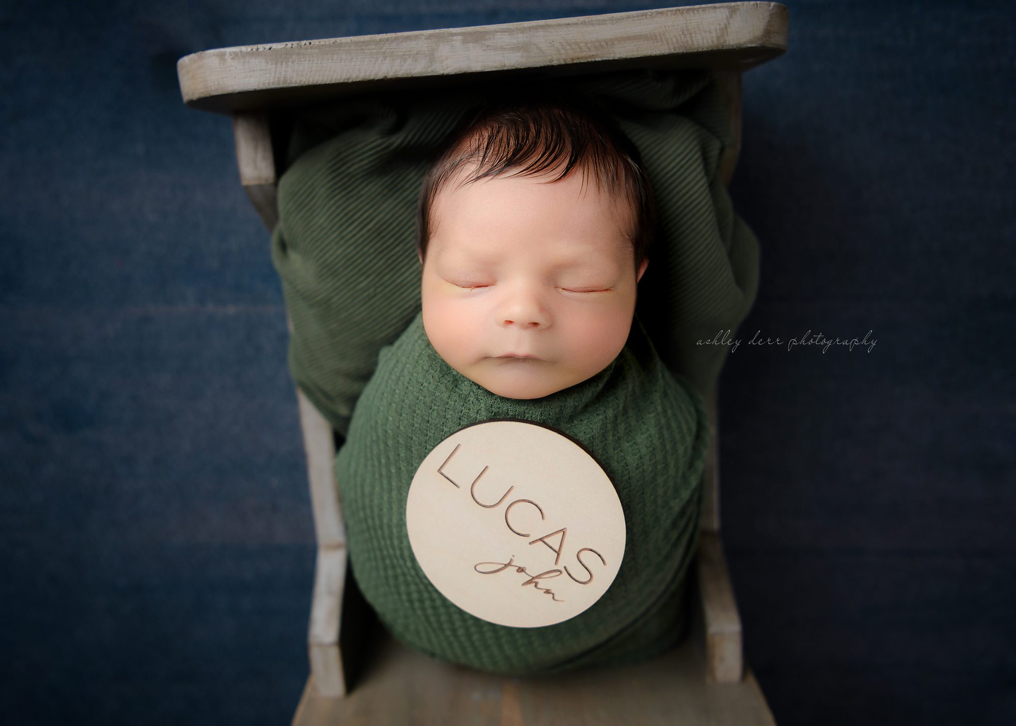 Newborn photographer Pittsburgh PA