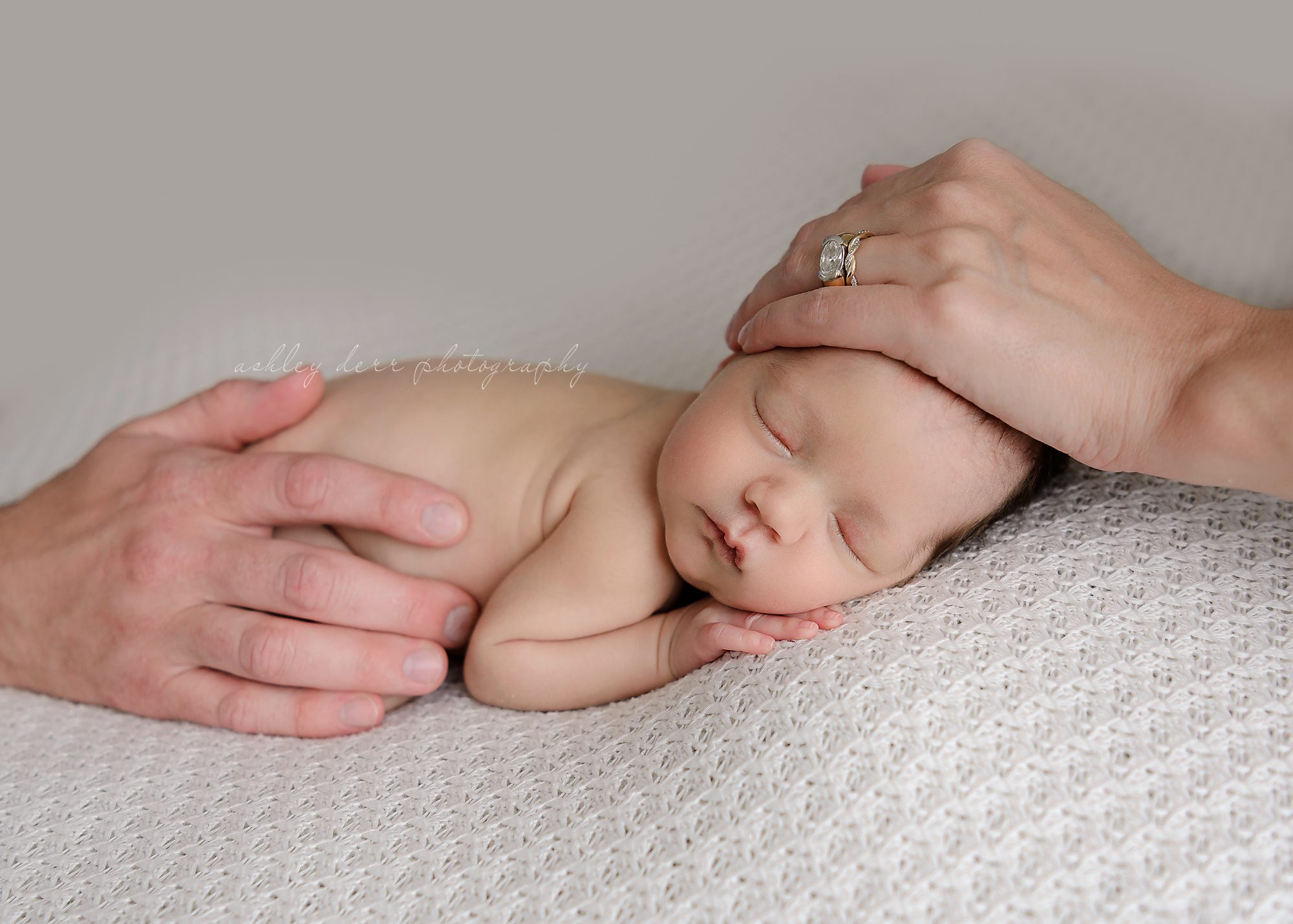 Pittsburgh Newborn Photography