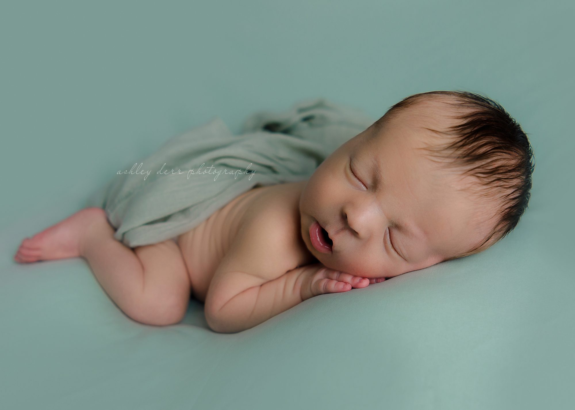 Pittsburgh Newborn Photography