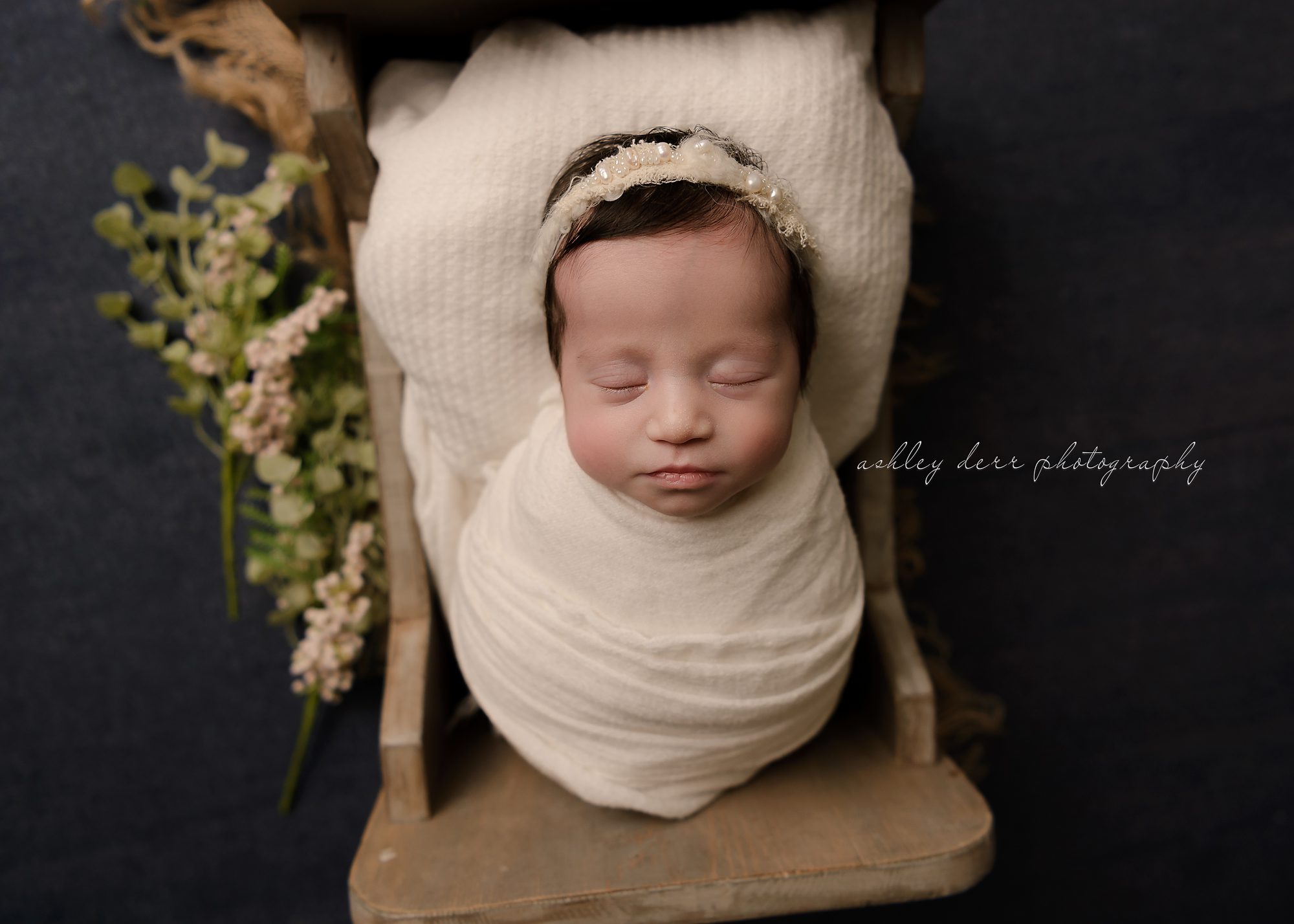 Best Newborn Photographer Pittsburgh PA
