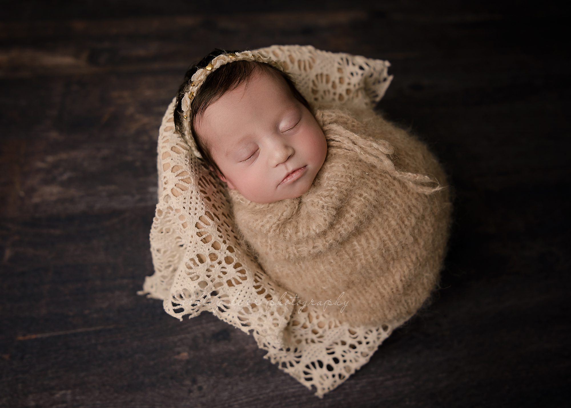 Best Newborn Photographer Pittsburgh PA