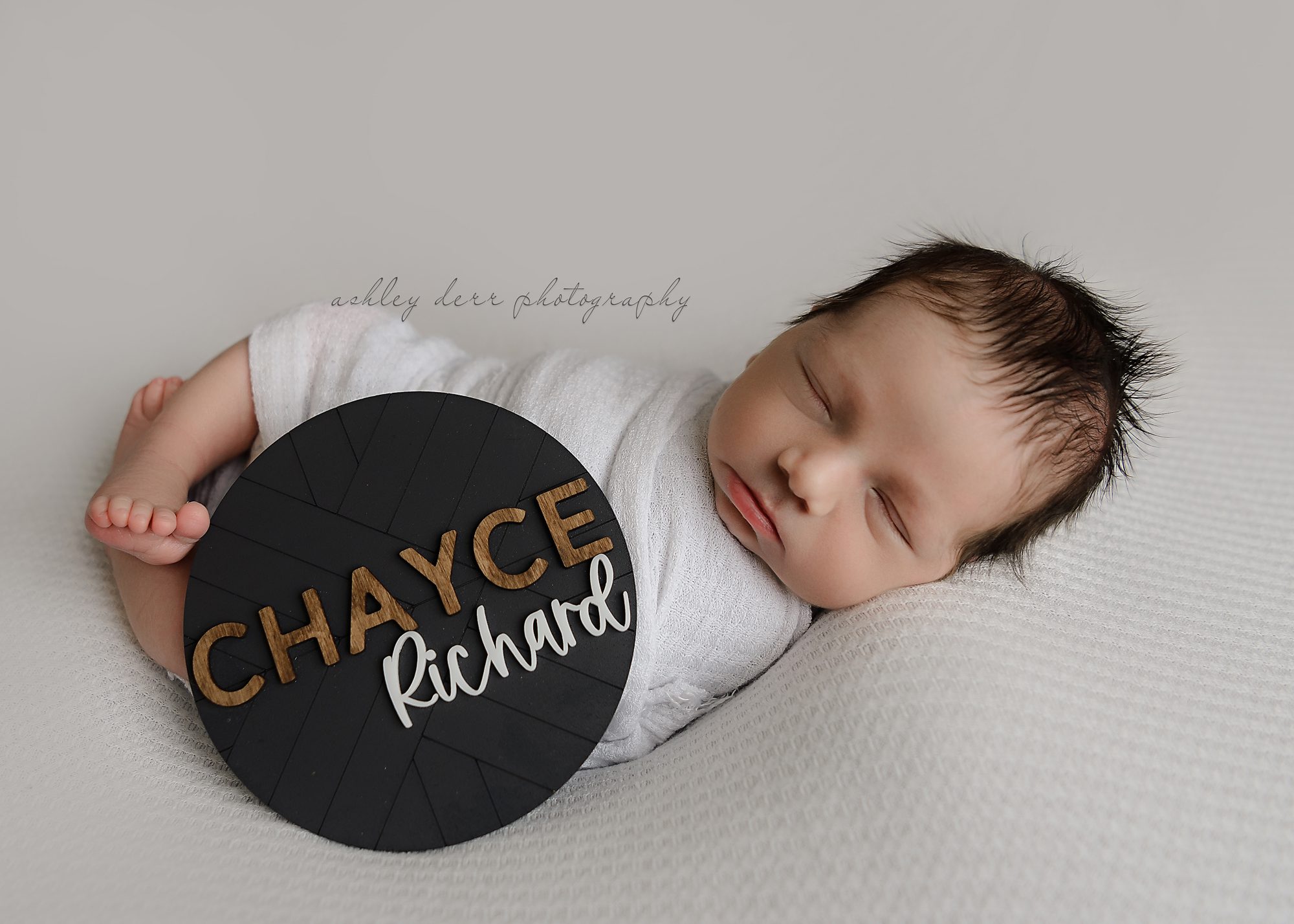 Best Pittsburgh Newborn Photographer